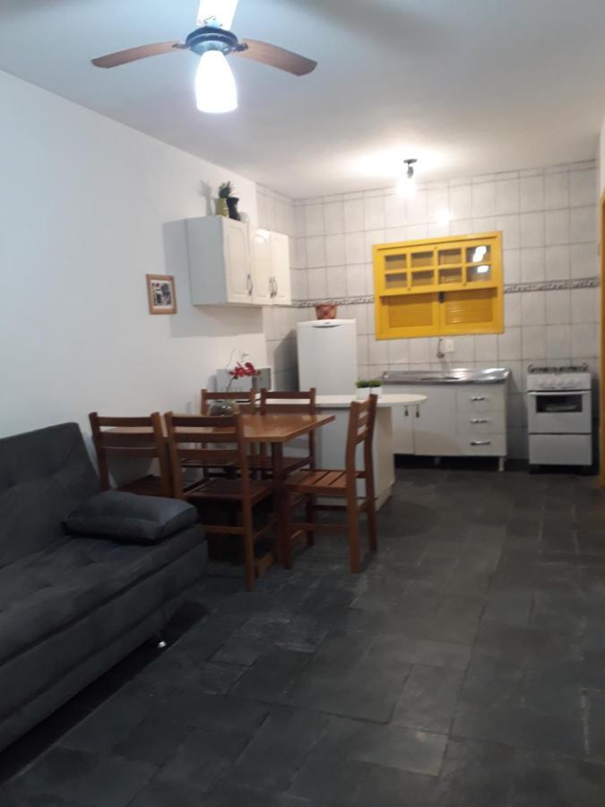 Residencial Colonial Amarelo A 150M Da Praia De Mariscal Aparthotel Bombinhas Exterior foto